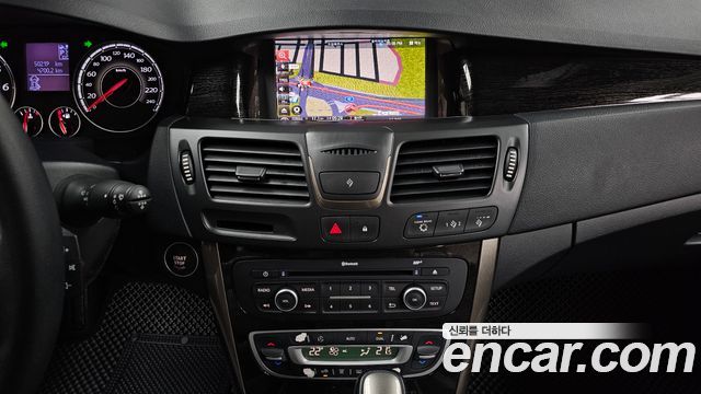 Renault Korea SM5 Platinum LPLi RE S/S Collection 2014 — фото 13