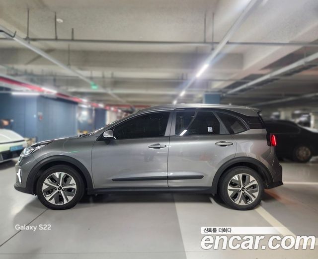 Kia Niro Plus Earth 2023 — фото 3