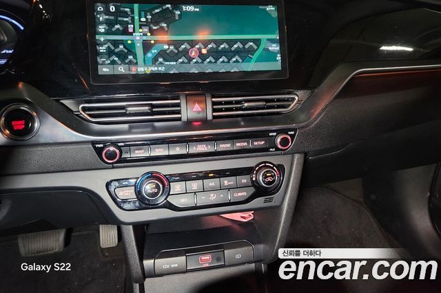 Kia Niro Plus Earth 2023 — фото 7