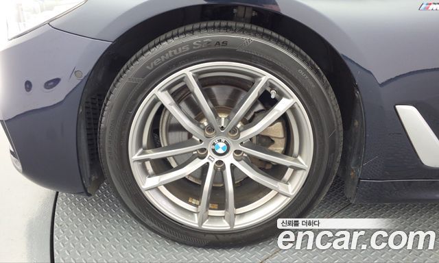 BMW 5 Series (G30) 520d M Sport package 2018 — фото 5