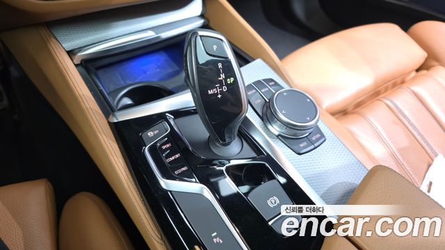 BMW 5 Series (G30) 520d M Sport package 2018 — фото 9
