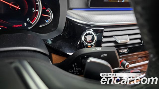 BMW 5 Series (G30) 520d M Sport package 2018 — фото 37