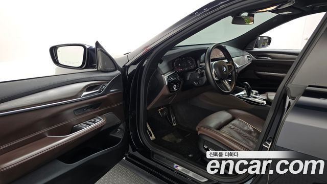 BMW 6 Series GT (G32) 630i xDrive M Sport 2020 — фото 10