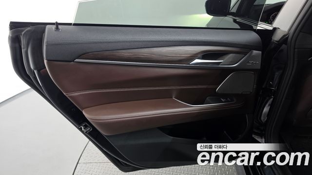 BMW 6 Series GT (G32) 630i xDrive M Sport 2020 — фото 31