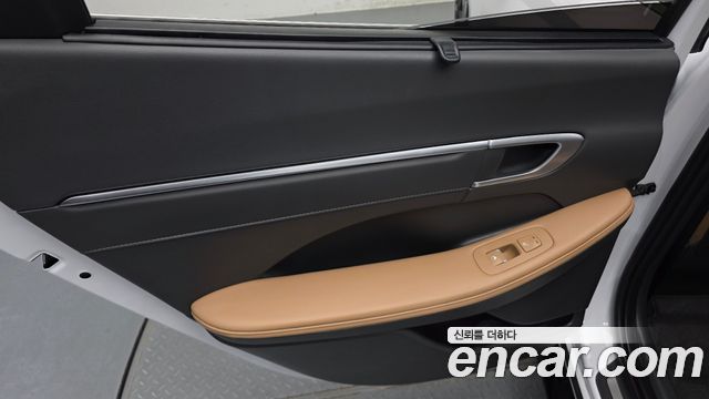 Hyundai Sonata (DN8) 1.6 Turbo Inspiration 2022 — фото 25