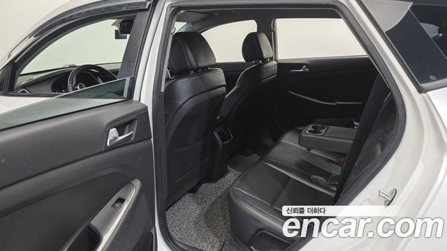 Hyundai Tucson Diesel 1.7 2WD Modern 2016 — фото 12