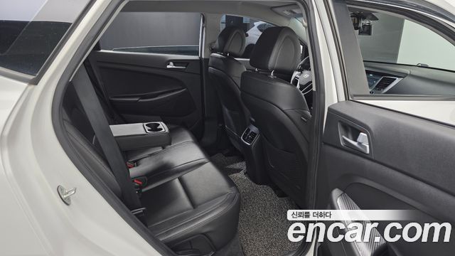 Hyundai Tucson Diesel 1.7 2WD Modern 2016 — фото 16