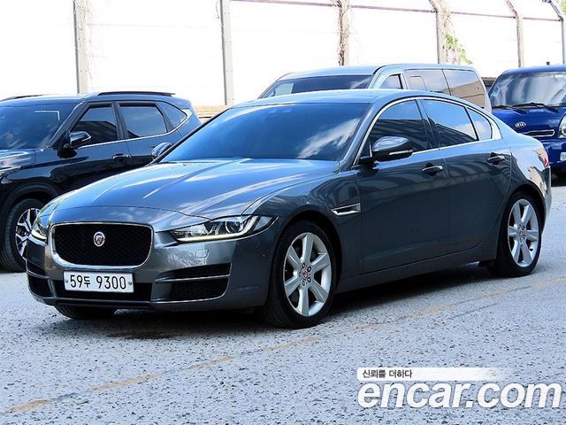 Jaguar XE 20d Portfolio AWD