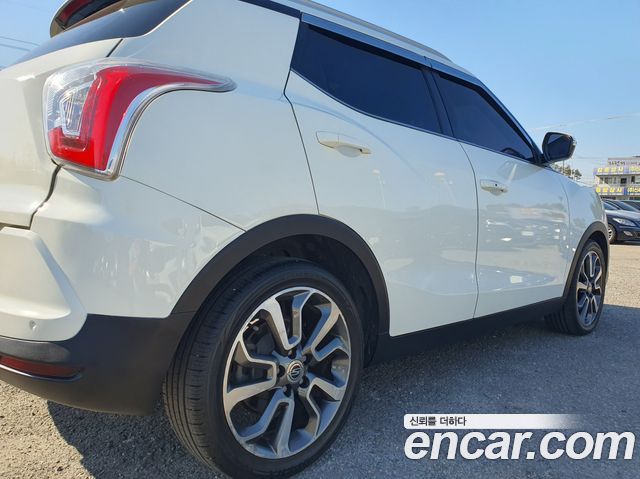 KG Mobility (SsangYong) Tivoli Diesel LX 2WD 2016 — фото 4