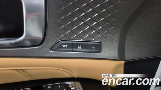 Kia Sorento (IV) HEV 1.6 2WD Signature 2023 — фото 18