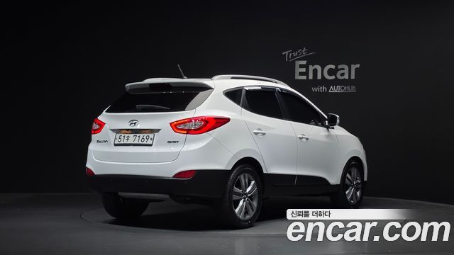 Hyundai Tucson ix Diesel(e-VGT) 2WD Modern 2014 — фото 2