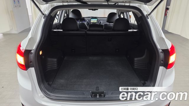 Hyundai Tucson ix Diesel(e-VGT) 2WD Modern 2014 — фото 17
