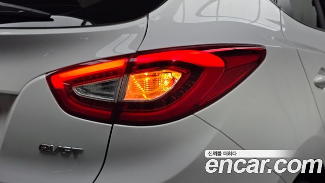 Hyundai Tucson ix Diesel(e-VGT) 2WD Modern 2014 — фото 23