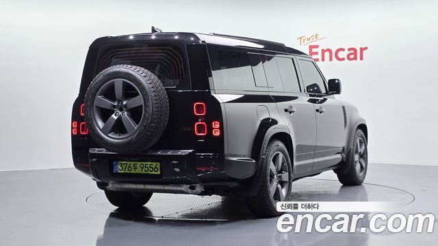 Land Rover Defender (L663) 130 P400 X-Dynamic HSE 2025 — фото 2