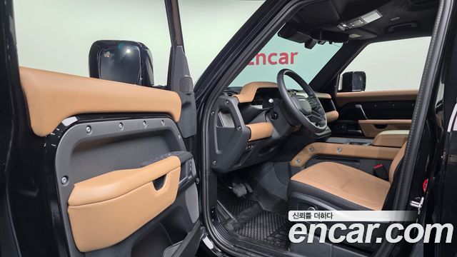 Land Rover Defender (L663) 130 P400 X-Dynamic HSE 2025 — фото 10