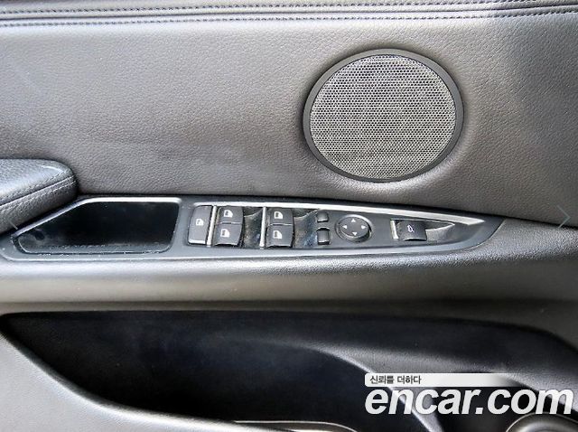 BMW X6 (F16) xDrive 30d 2015 — фото 16