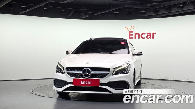 Mercedes-Benz CLA-Class (C117) CLA220 AMG Line 2018 — фото 3