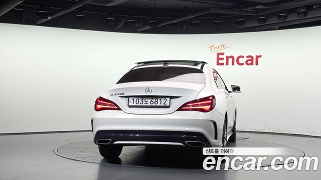 Mercedes-Benz CLA-Class (C117) CLA220 AMG Line 2018 — фото 4