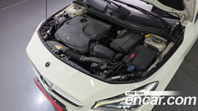 Mercedes-Benz CLA-Class (C117) CLA220 AMG Line 2018 — фото 6