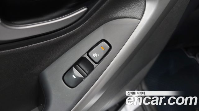 Hyundai Avante 1.6 VGT Modern Standard 2014 — фото 17