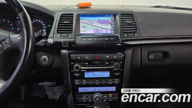 Kia Opirus Premium GH270 Deluxe Special 2011 — фото 13