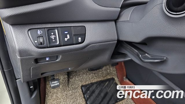 Hyundai Ioniq Hybrid N 2016 — фото 14