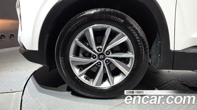 Hyundai Santa Fe (TM) Diesel 2.0 2WD Exclusive 2019 — фото 5