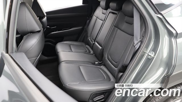 Hyundai Tucson (NX4) Diesel 2.0 2WD Inspiration 2024 — фото 19