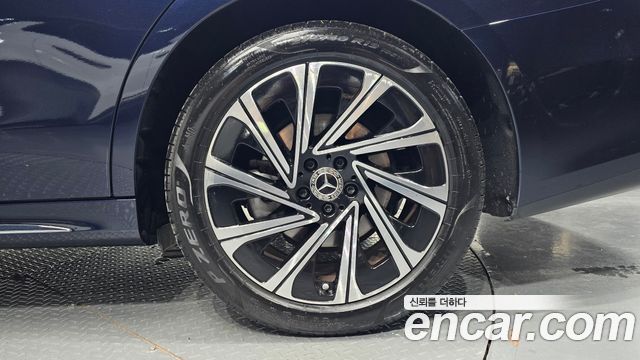 Mercedes-Benz E-Class (W214) E300 4MATIC Exclusive 2024 — фото 21