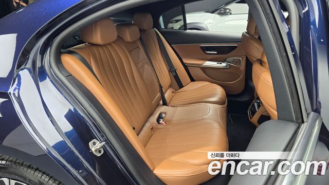 Mercedes-Benz E-Class (W214) E300 4MATIC Exclusive 2024 — фото 26