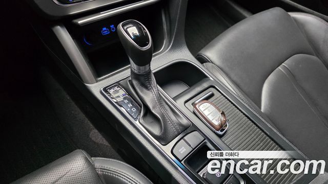 Hyundai Sonata Hybrid (LF) 2.0 HEV Modern Special 2017 — фото 9