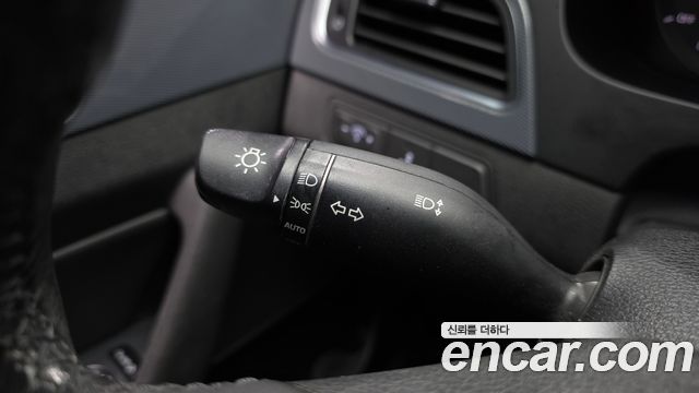 Hyundai Sonata Hybrid (LF) 2.0 HEV Modern Special 2017 — фото 30