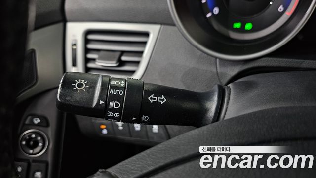 Hyundai Avante 1.6 VGT Smart Standard 2015 — фото 23
