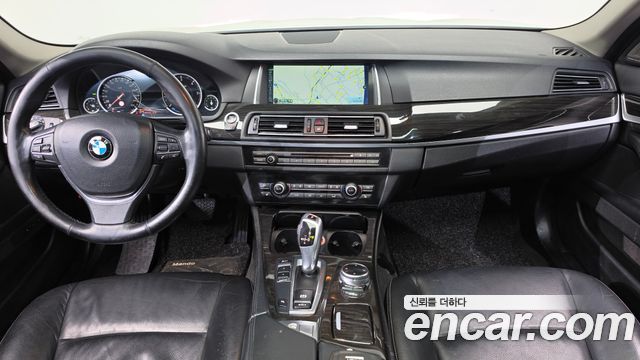 BMW 5 Series (F10) 520d Luxury 2014 — фото 7