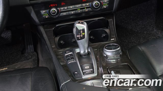 BMW 5 Series (F10) 520d Luxury 2014 — фото 9