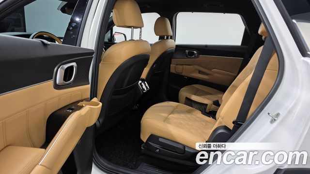 Kia Sorento (IV) HEV 1.6 2WD Noblesse 2023 — фото 12