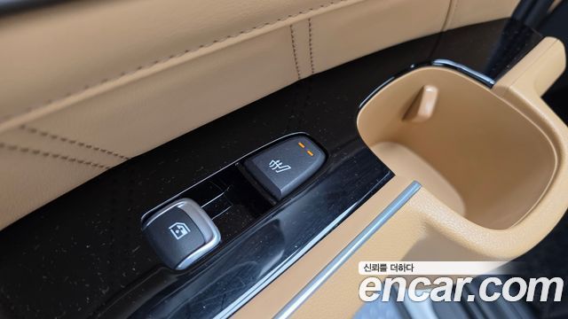 Kia Sorento (IV) HEV 1.6 2WD Noblesse 2023 — фото 17