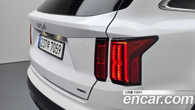 Kia Sorento (IV) HEV 1.6 2WD Noblesse 2023 — фото 23
