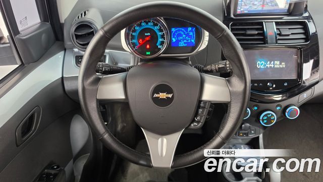 Chevrolet Spark Spark S LT 2014 — фото 16