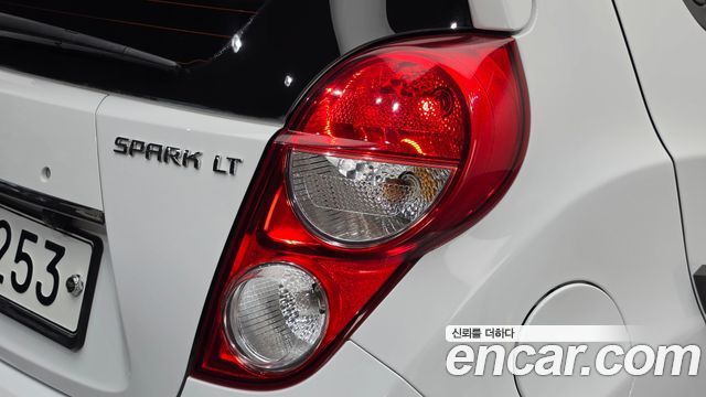 Chevrolet Spark Spark S LT 2014 — фото 23