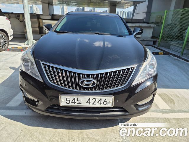 Hyundai Grandeur Hybrid (HG) Premium
