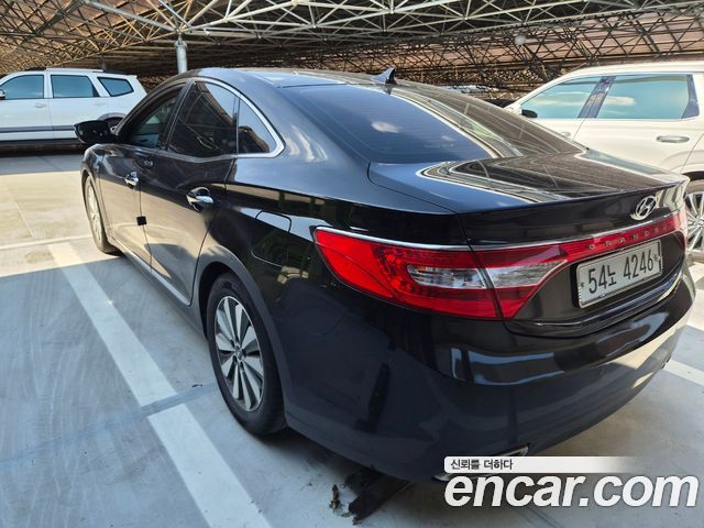 Hyundai Grandeur Hybrid (HG) Premium 2015 — фото 6