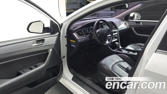 Hyundai Sonata New Rise 2.0 Smart Spicial 2019 — фото 10