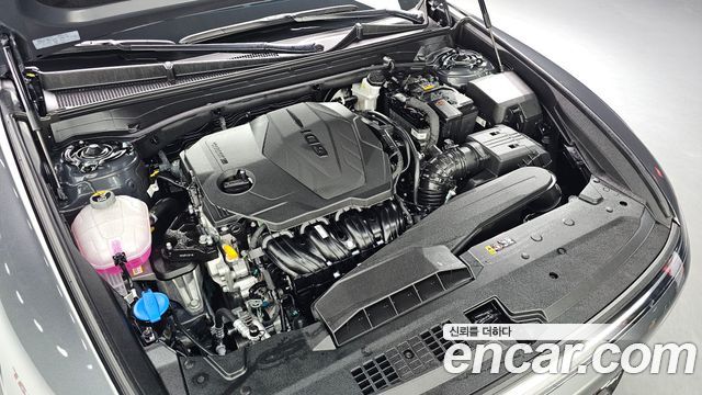 Hyundai Grandeur (GN7) 2,5 Gasoline 2WD Exclusive 2024 — фото 6