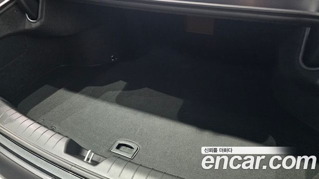 Hyundai Grandeur (GN7) 2,5 Gasoline 2WD Exclusive 2024 — фото 20
