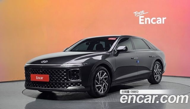 Hyundai Grandeur (GN7) 2,5 Gasoline 2WD Exclusive 2024 — фото 1