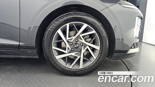 Hyundai Grandeur (GN7) 2,5 Gasoline 2WD Exclusive 2024 — фото 21