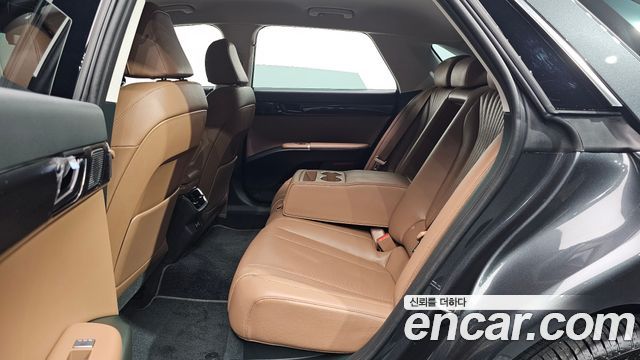 Hyundai Grandeur (GN7) 2,5 Gasoline 2WD Exclusive 2024 — фото 28