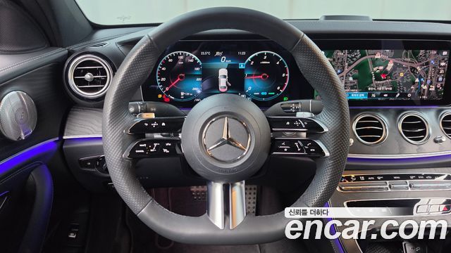 Mercedes-Benz E-Class (W213) E220d 4MATIC AMG Line 2023 — фото 13
