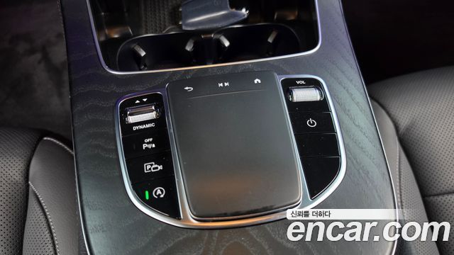 Mercedes-Benz E-Class (W213) E220d 4MATIC AMG Line 2023 — фото 16